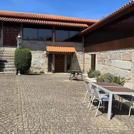 Bergui Guesthouse - Guimarães Екстериор снимка