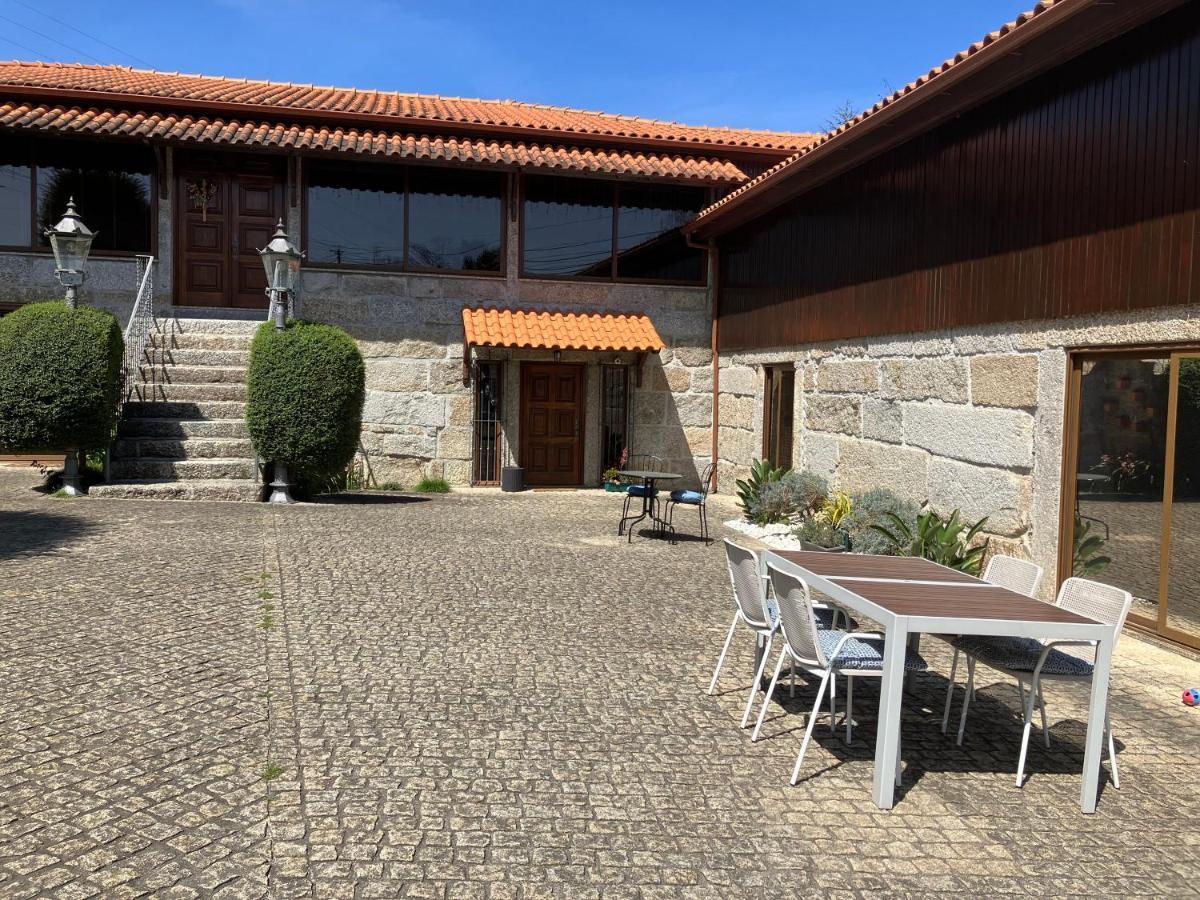 Bergui Guesthouse - Guimarães Екстериор снимка