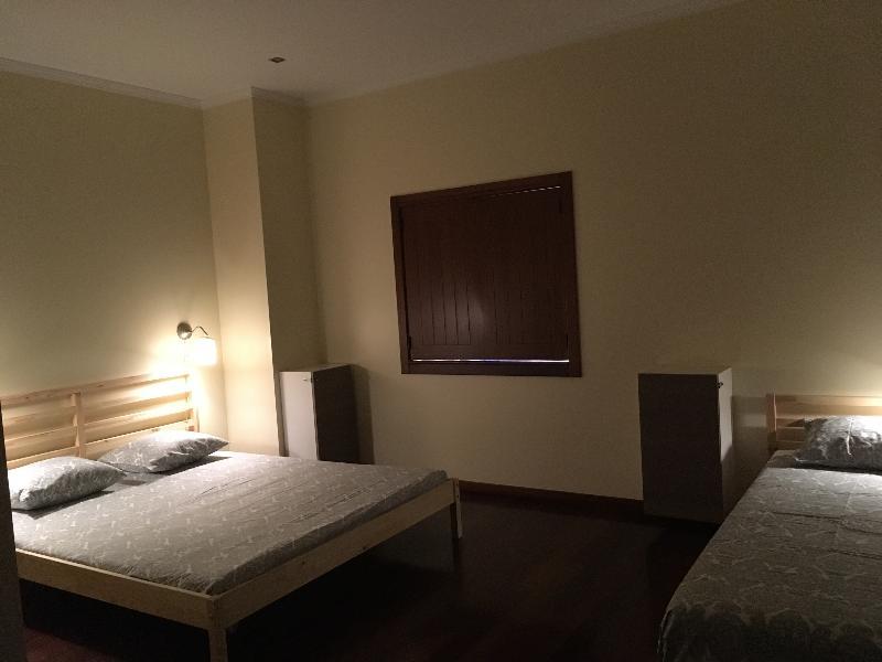 Bergui Guesthouse - Guimarães Екстериор снимка
