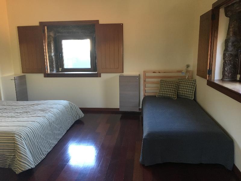 Bergui Guesthouse - Guimarães Екстериор снимка