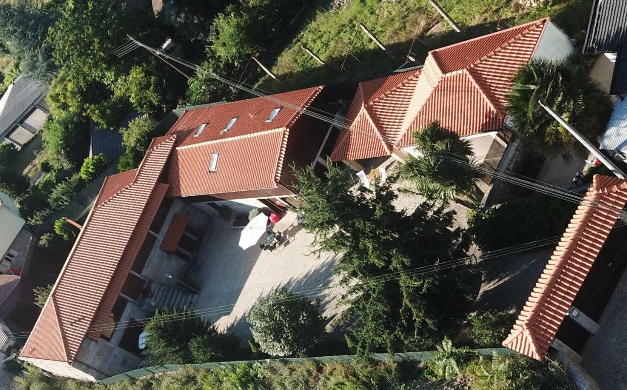 Bergui Guesthouse - Guimarães Екстериор снимка
